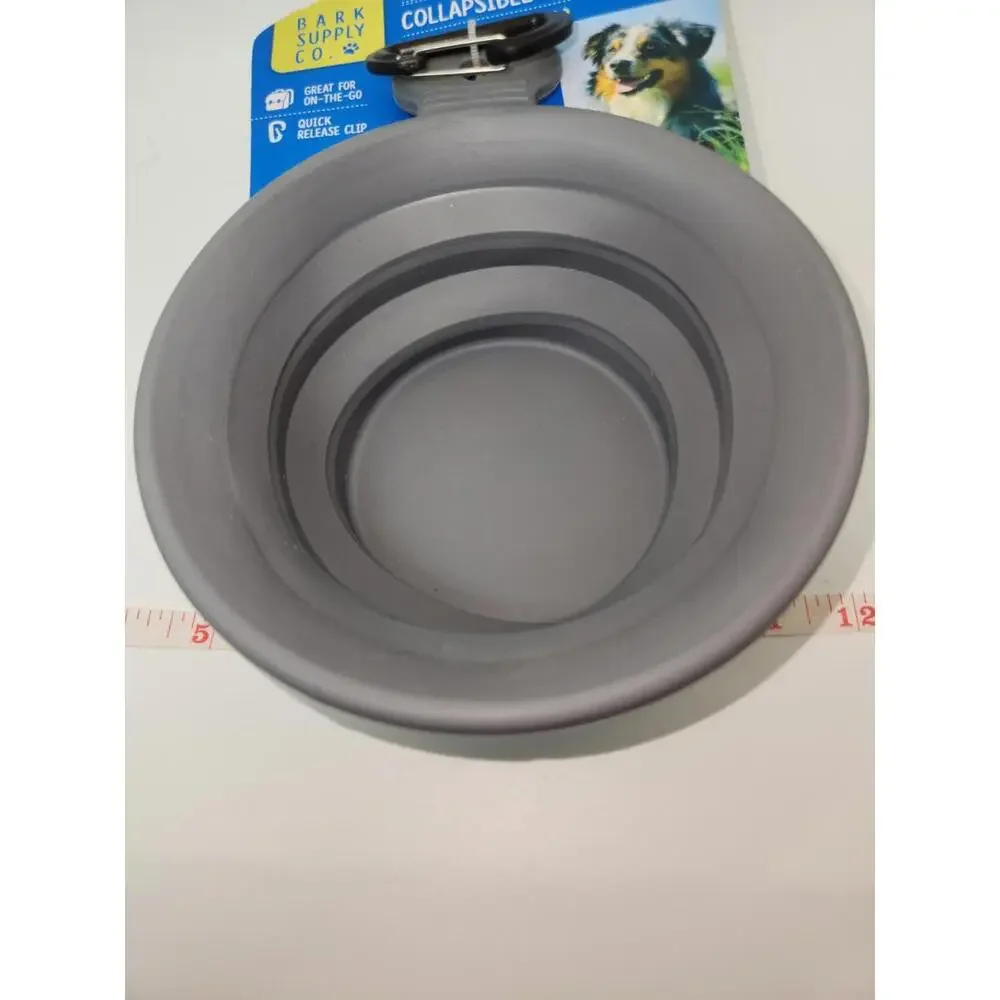 NWT Bark Supply Collapsible Dog Bowl 25.7oz Gray W/Belt Clip
